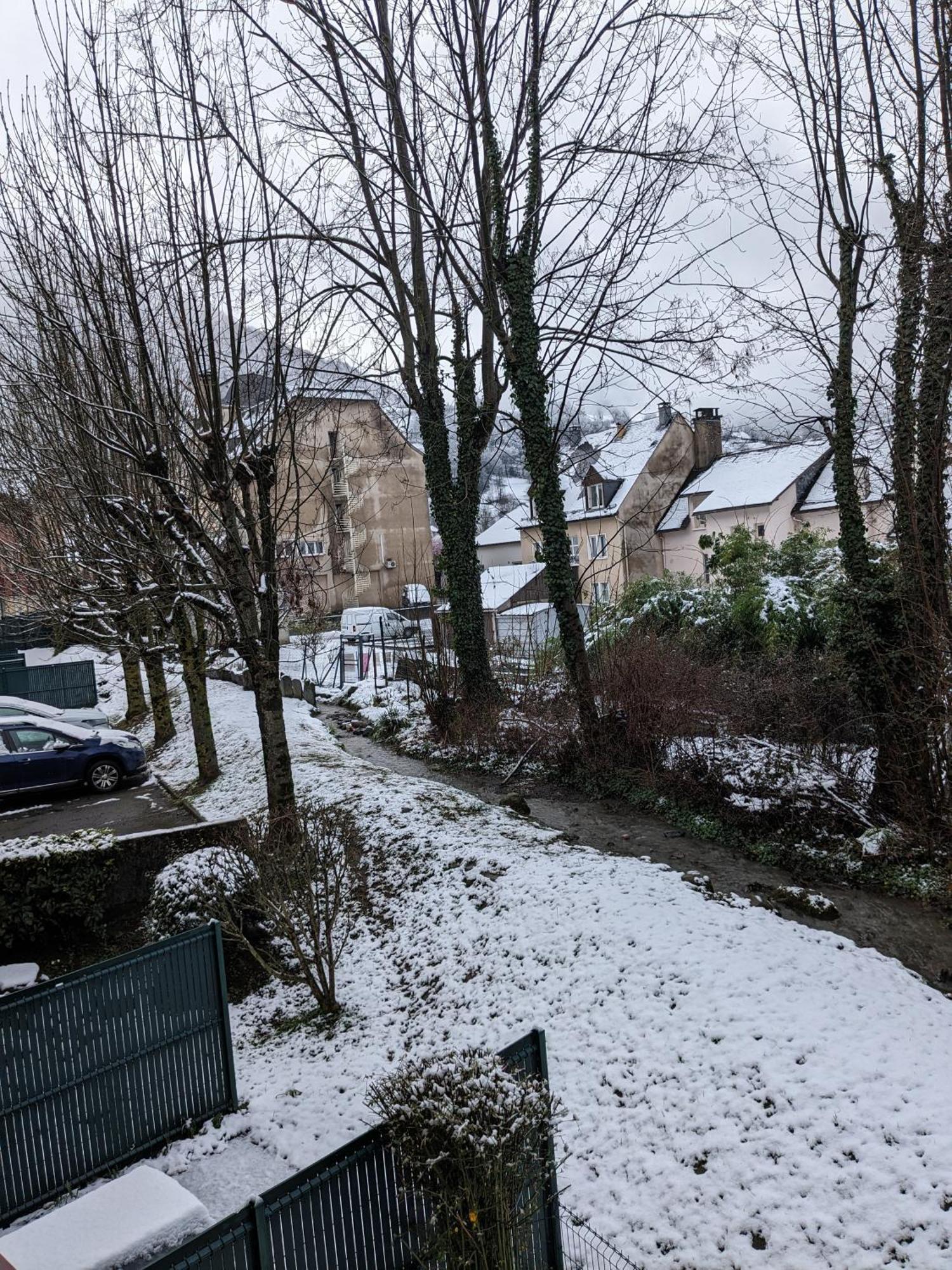 Charmant T2 Wifi Parking Gratuit 4 Personnes Esquièze - Sère Exterior foto